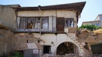 Depremde Yıkılan Tarihi konaklara Restorasyon Desteği